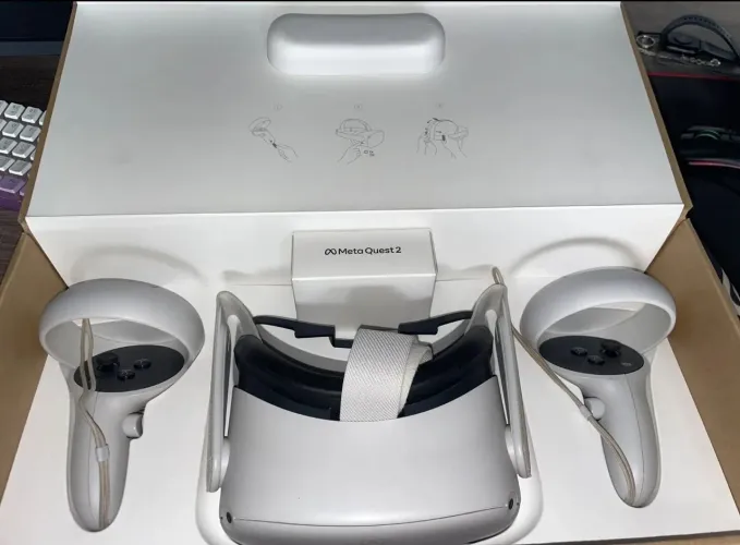 Meta Quest 2 ( seminovo aceito troca)