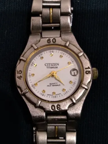 Relógio Citizen Titanium Quartz Feminino