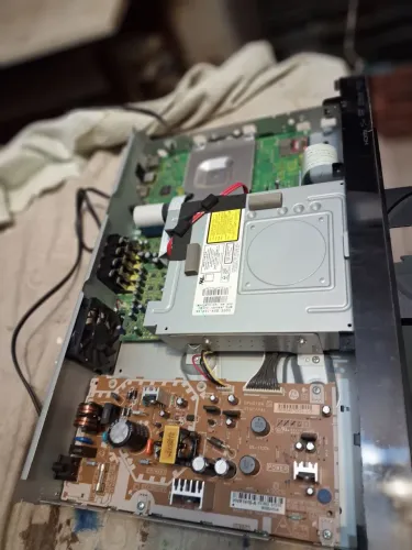 Home theart Pioneer. Nao esta funcionando. Não tem controle. Nem caixas