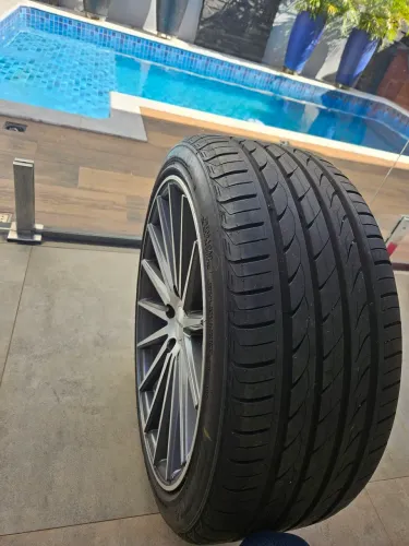 Rodas 19 modelo vossen vfs2 5x112 5x114 com pneus