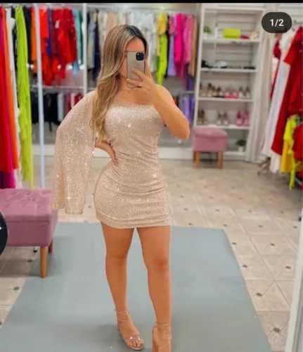 Vestido paetê dourado