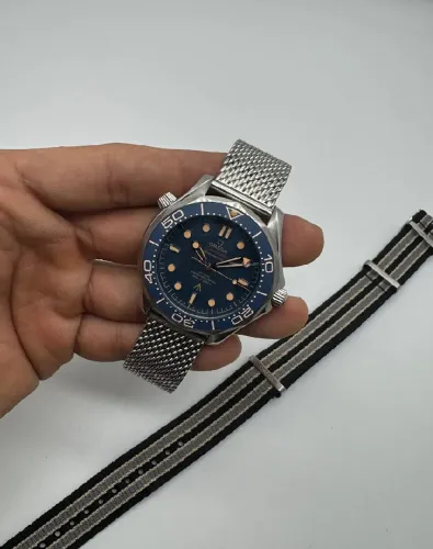 Relógio Omega SeaMaster 007 Automático 