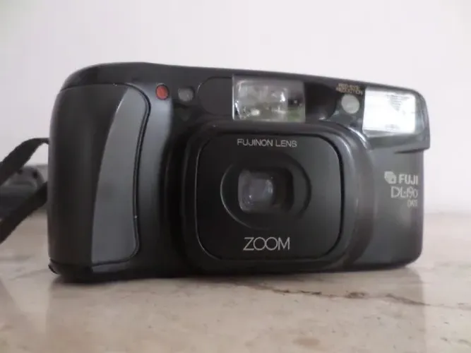 Câmera Fotográfica Analógica Fuji 