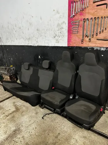 JOGO DE BANCOS KWID 2021 (AIRBAG) 