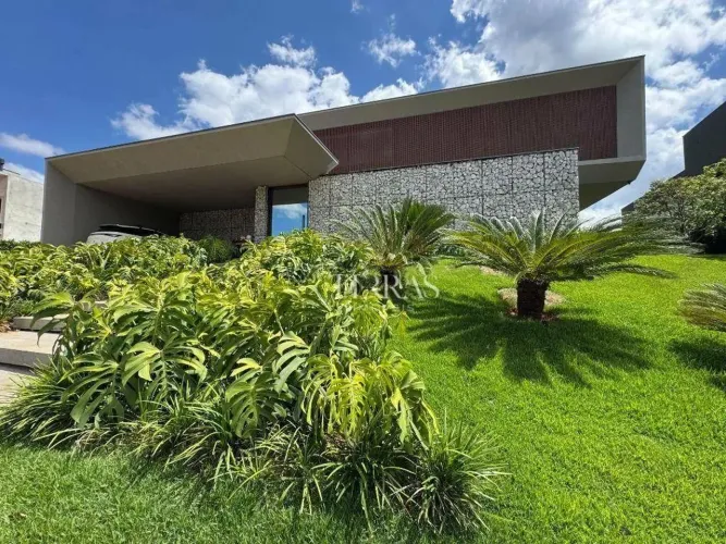Casa em Condomínio em Itu - Fazenda Kurumin - 04 suítes em mais de 1.200 M2 de área