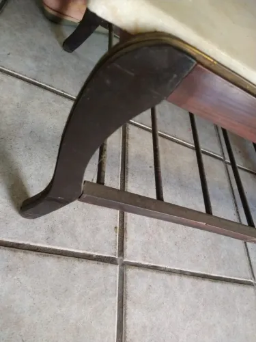 Mesa De Centro Em Caviúna Com Tampo Em Mármore Antiga