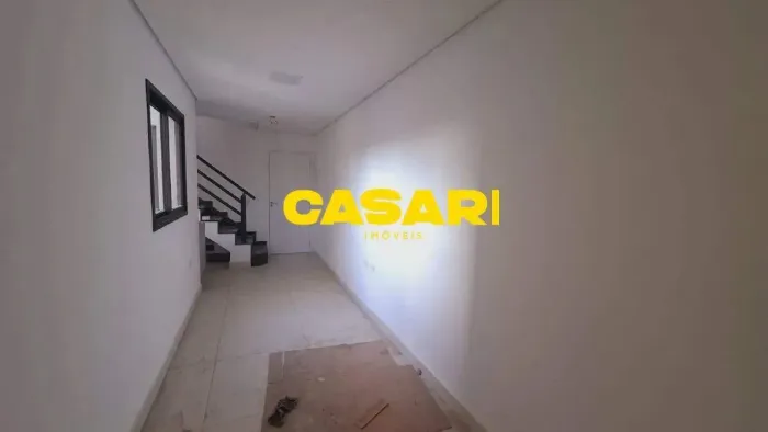 Cobertura Nova à Venda em Santo André 2 Dorms, Quintal Privativo e Excelente Localização!