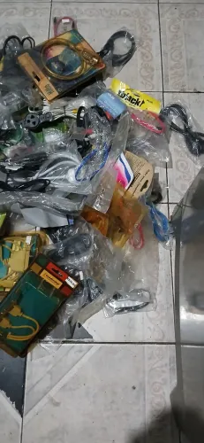 Grande variedade de cabos e periféricos para PC