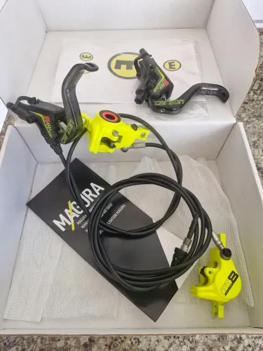 Freios Magura MT8 Raceline Carbon