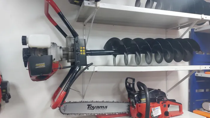 PERFURADOR DE SOLO 1.87HP 47CC 2T TOYAMA