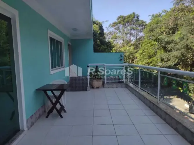casa com 04 quartos sendo 03 suítes, em vila valquiere, condomínio Vale das Acaciás Imperi