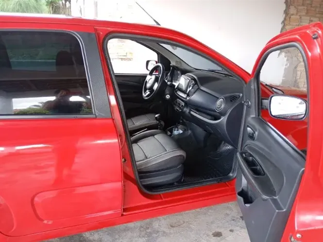 Fiat Uno Attractive 1.0 Flex 6V 5P 2017