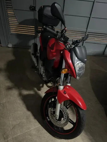 Moto CB 300R 