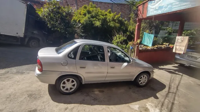 Chevrolet Corsa Sedan Super/ Classic 1.6 MPFI 8V 4 2003