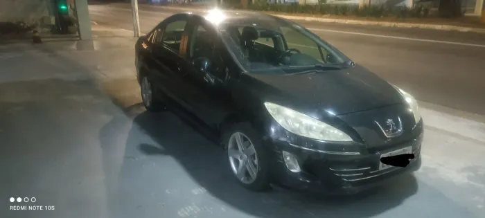 Peugeot 408 Sedan Griffe 2.0 Flex 16V 4P Aut. 2012