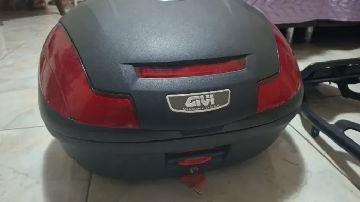 Bau Givi + churrasqueira SCAM para NC750x
