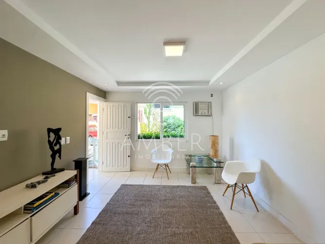 Praia Rasa, excelente casa para locação com 3 quartos e vista mar em Búzios
