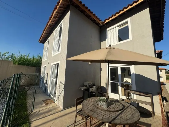 Casa à venda em Cotia, Tijuco Preto, com 2 quartos, com 45 m², Residencial Paradise