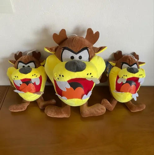 Pelúcia trio Taz mania