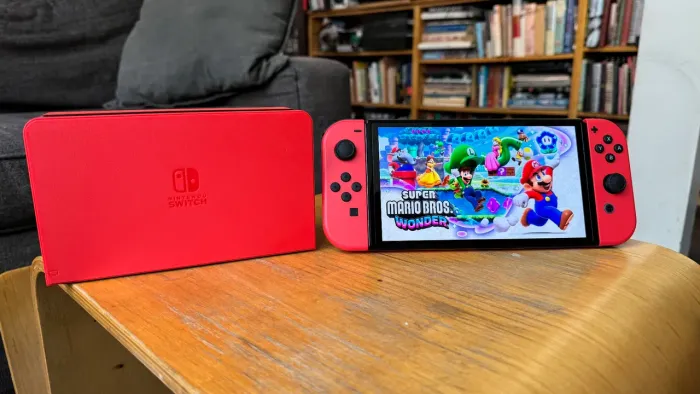 (DESBLOQUEADO) Nintendo Switch Oled Edição Mário + SSD 256GB (Parcelo até 12x)