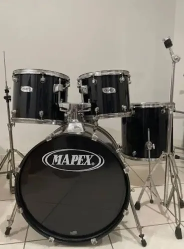 Bateria Mapex profissional.