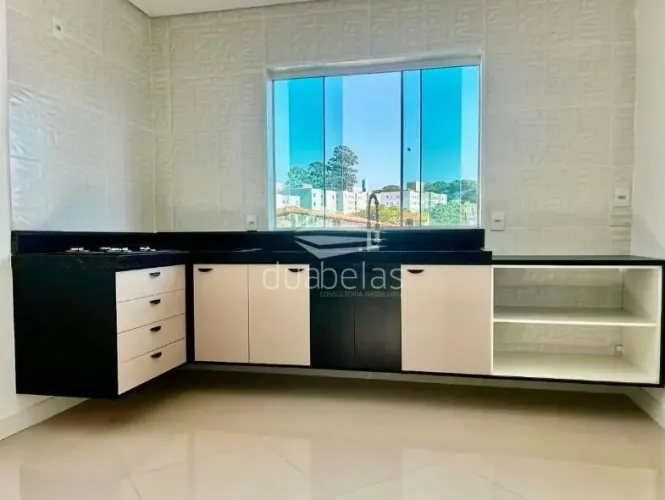 OPORTUNIDADE ÚNICA! Sobrado Completo com Piscina no Flamboyant SJC