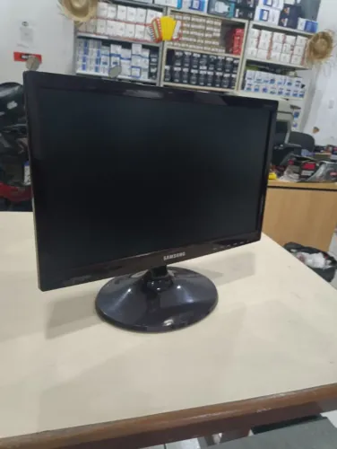 Monitor Samsung 19 Polegadas com Garantia e Imagem de Alta Qualidade
