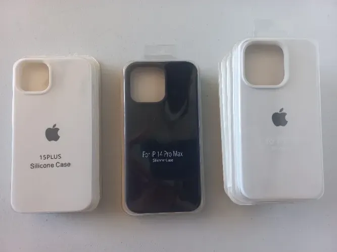 Lote de Capas iPhone 14 e 15 vários modelos excelente qualidade oportunidade revenda!