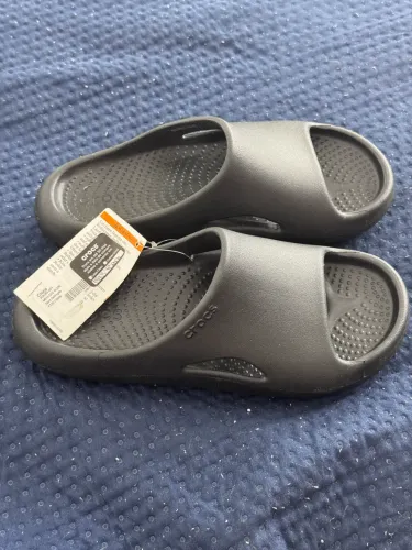 Crocs mellow slide preto