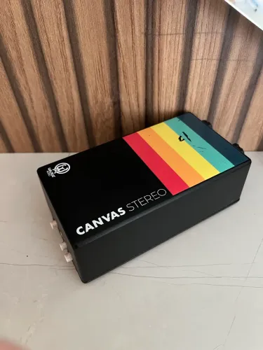 Canvas stereo