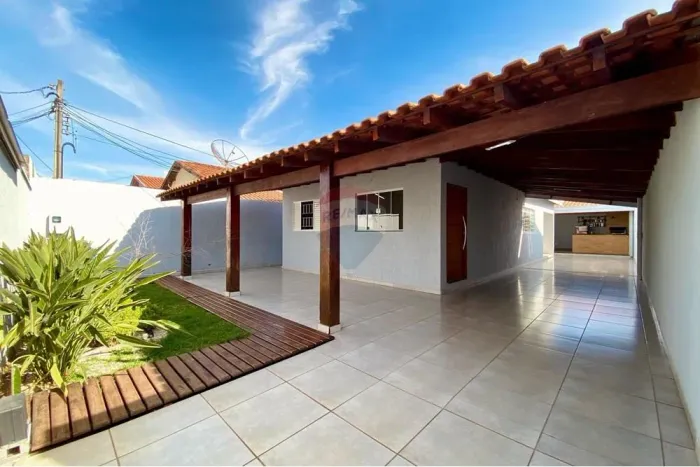 Casa à venda em Mogi Guaçu - Jardim São José - AC: 169m² - 2 quartos (1 suíte)