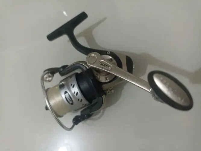 Molinete de pesca Mitchell 308X semi novo