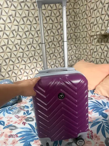 Mala de bordo 10kg, em perfeito estado, resistente