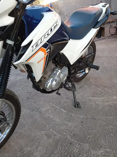 VENDO HONDA BROSS 160