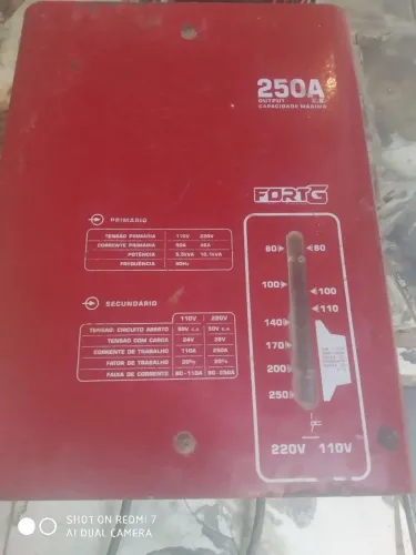 Máquina de solda vendo ou troco 
