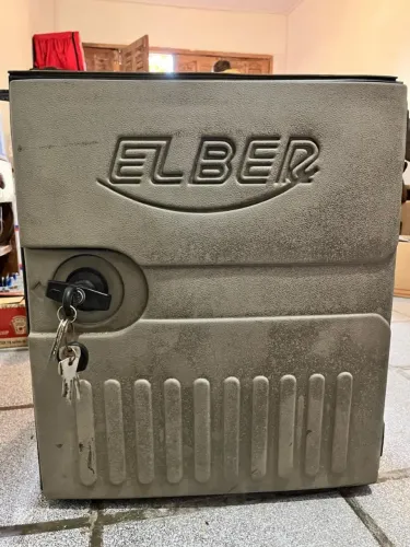 Geladeira para caminhão Elber 65 litros
