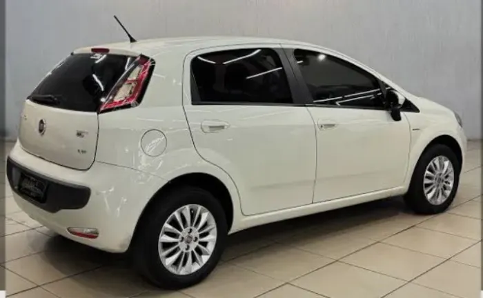 Fiat Punto Essence Dualogic 1.6 Flex 16V 5P 2016