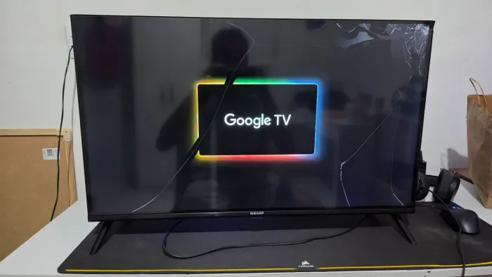 TV SEMP 32 Pol. (Com defeito)