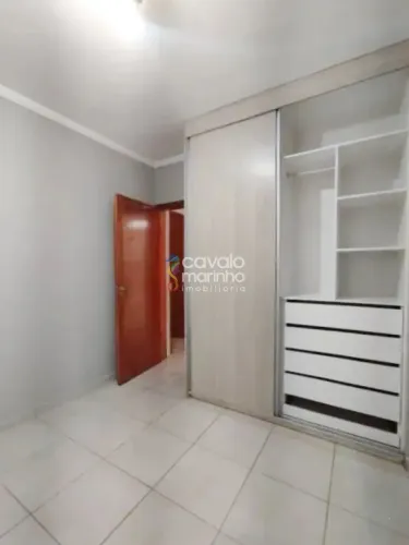 Apartamento térreo para alugar com 2 quartos, quintal, 63m² - Jardim Botânico.