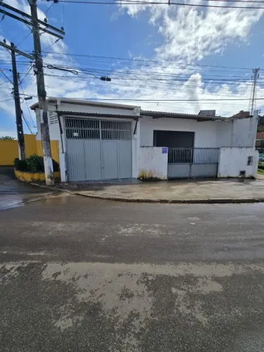 Galpão Comercial em Itapuã para locação 100m² com escritório e copa Loja ponto comercial f