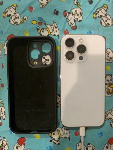 Vendo iPhone 14 Pro muito novo 