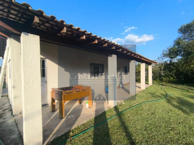 Chácara à Venda! Chácara Itapoã, Jacareí 1 suíte; 1 wc social; Sala integrada com a cozinh