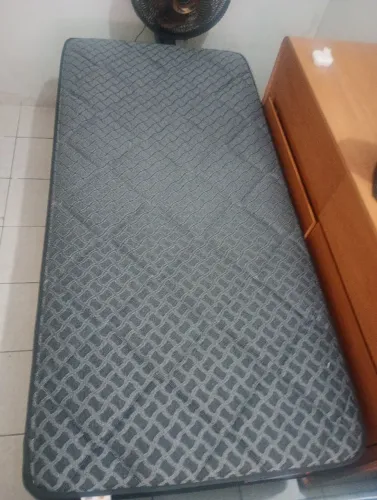 Cama de solteiro box