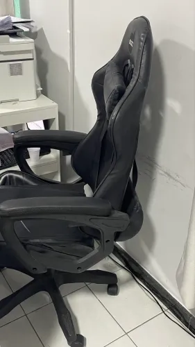 Cadeira gamer (5 disponíveis)