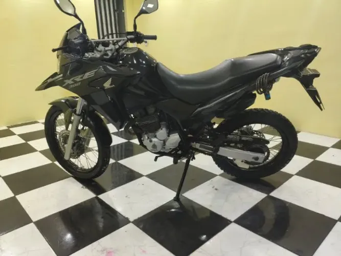 Oportunidade! Honda XRE 300 ABS 2020 muito conservada 
