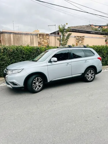 Mitsubishi Outlander 2.0 16V 160cv Aut. 2016