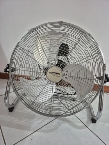 Ventilador Ventisol Chrome (usado)