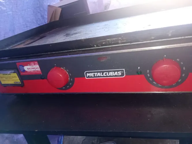 Vende se chapa elétrica 