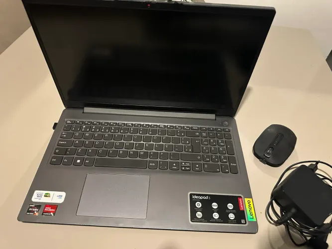 Notebook IdeaPad 3