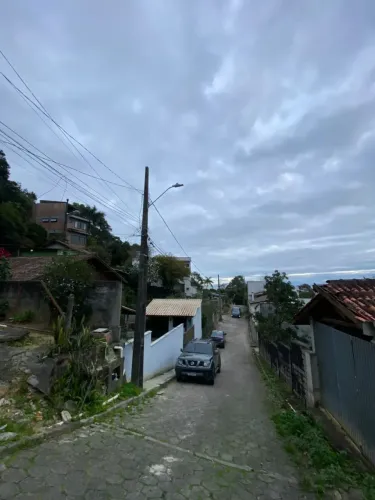 Imóvel mobiliado próximo ao supermercado e praia